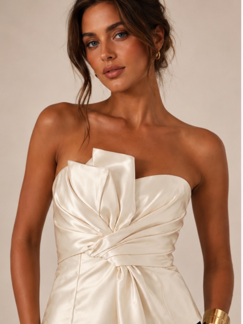 H&M Women’s White Ivory A-Line Shirt with Bow – Festive Top for Holidays